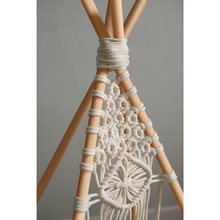 Load image into Gallery viewer, Wooden Dowel Rods